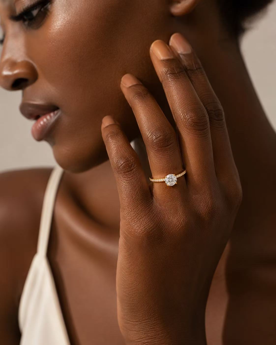 2 Carat Round Moissanite Ring S925 Sterling Silver 18K Gold Plated